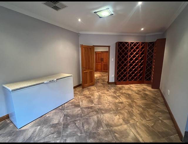 4 BEDROOM GOLF ESTATE FOR SALE IN RUIMSIG